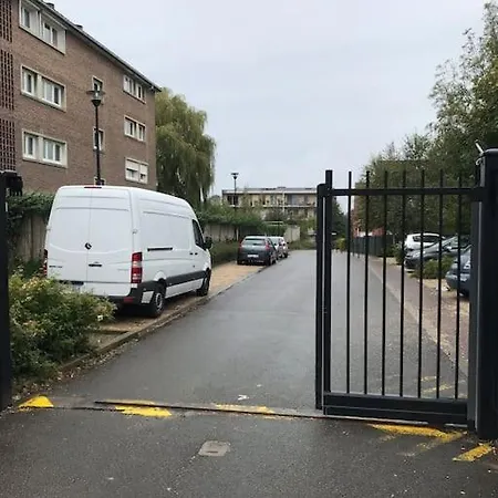 Fonctionnel A 20 Min De Lille Apartament